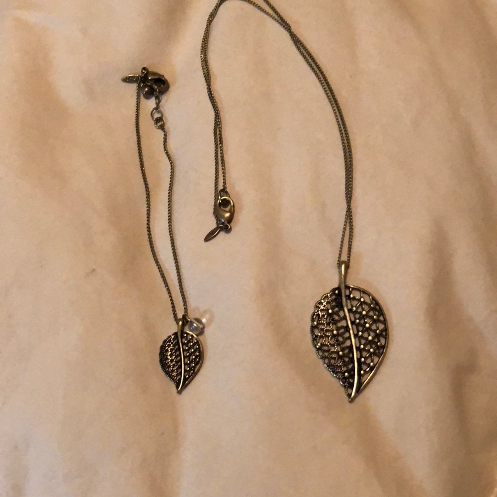 Gold necklace & bracelet set 🍂